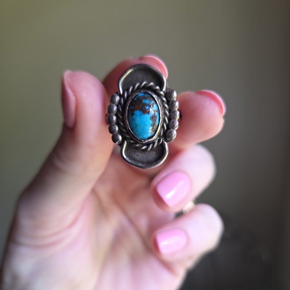 Vintage Turquoise & Silver Ring